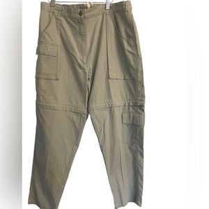 WoolRich women’s sage hiking zip off pants in size 16